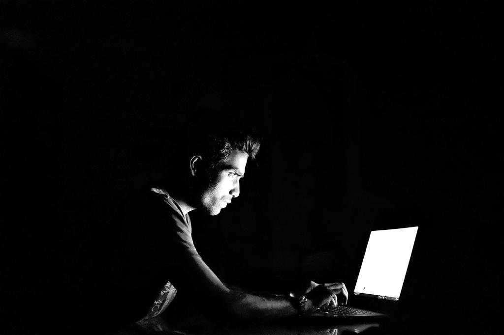 Neural network analyzing cybersecurity threat patterns